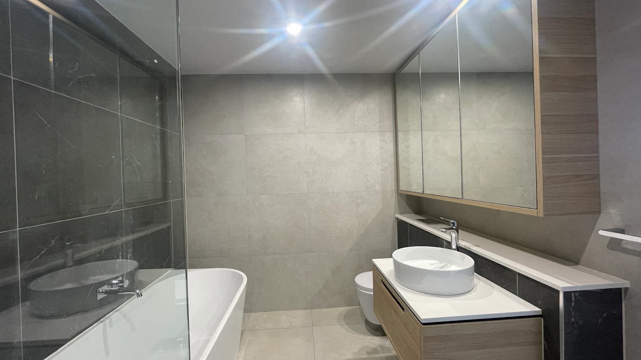 Whole property with 3 rooms for rent