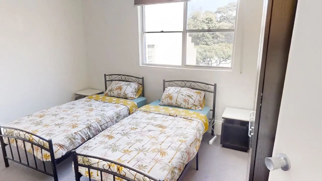 Furnished room in a share house