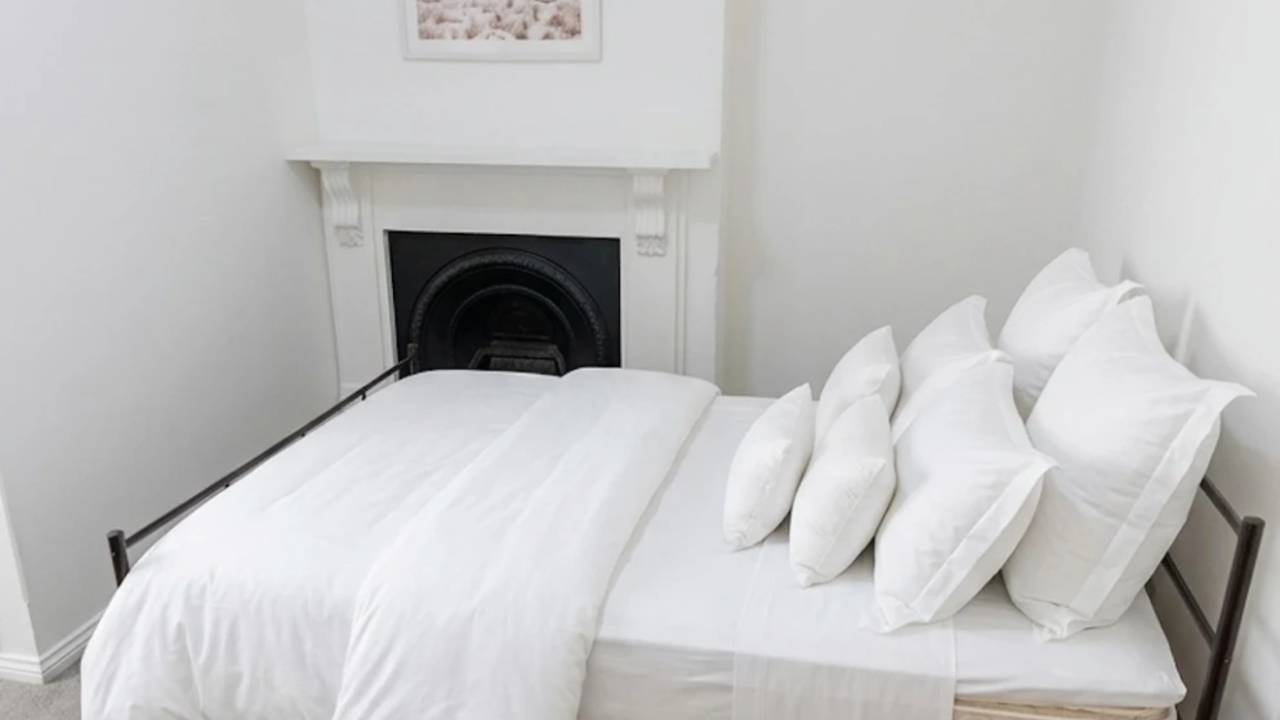 Furnished room studio flat for rent