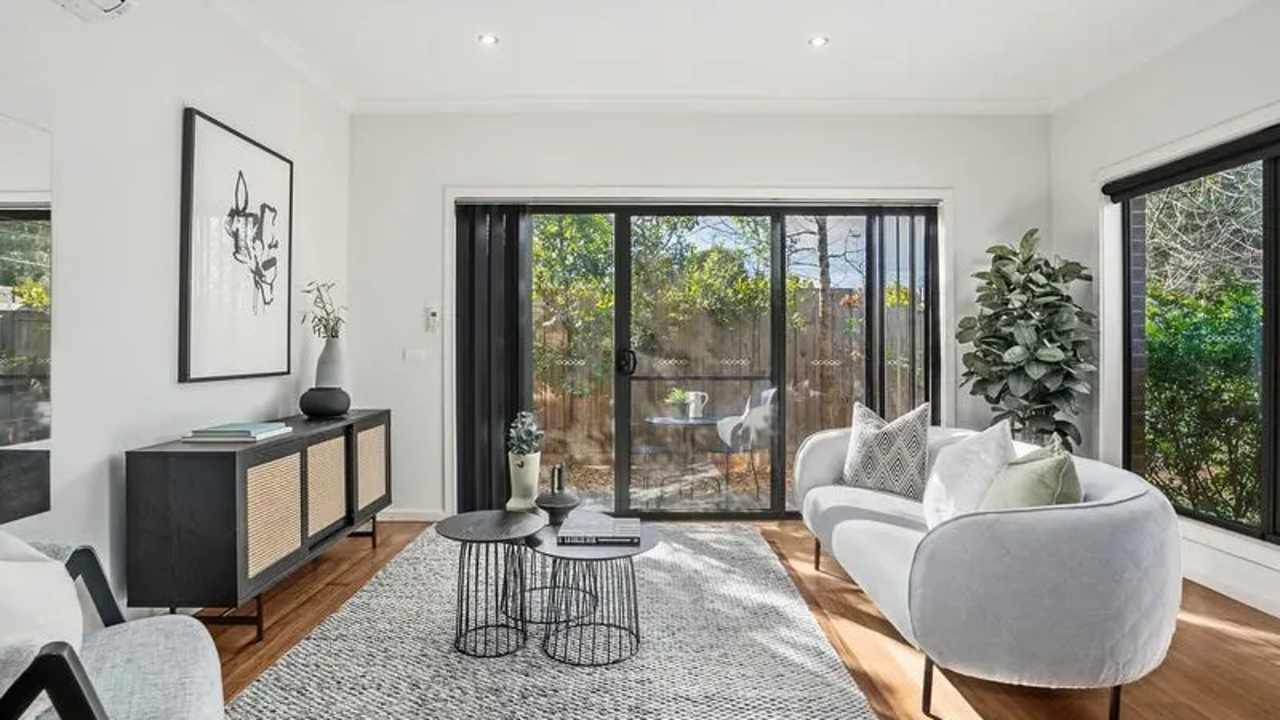 Room in a share house