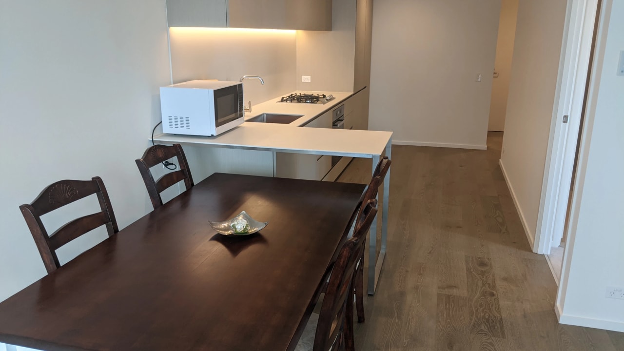 Furnished room with ensuite in a flatshare