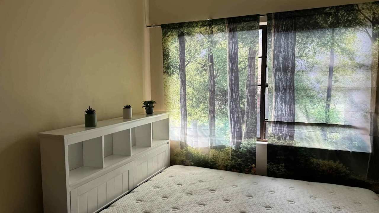 Furnished room in a share house