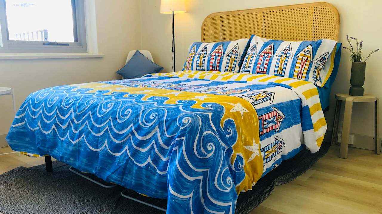 Furnished room in a flatshare