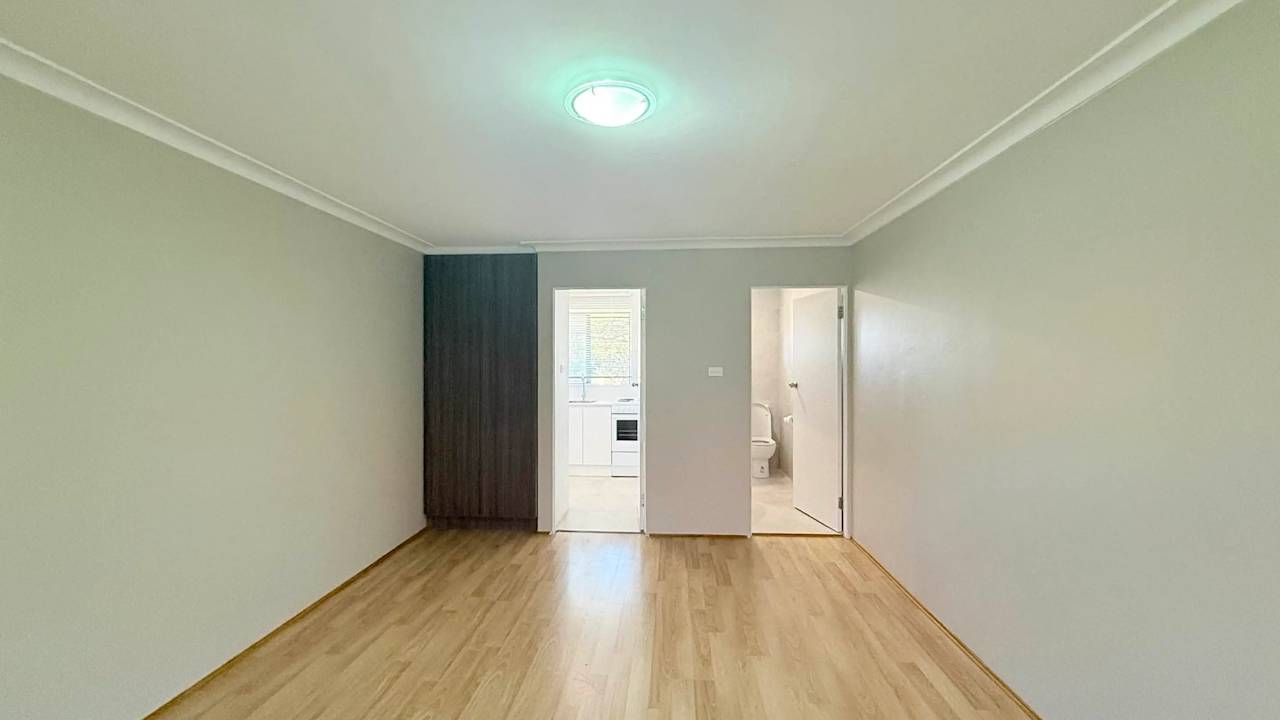 Furnished room studio flat for rent