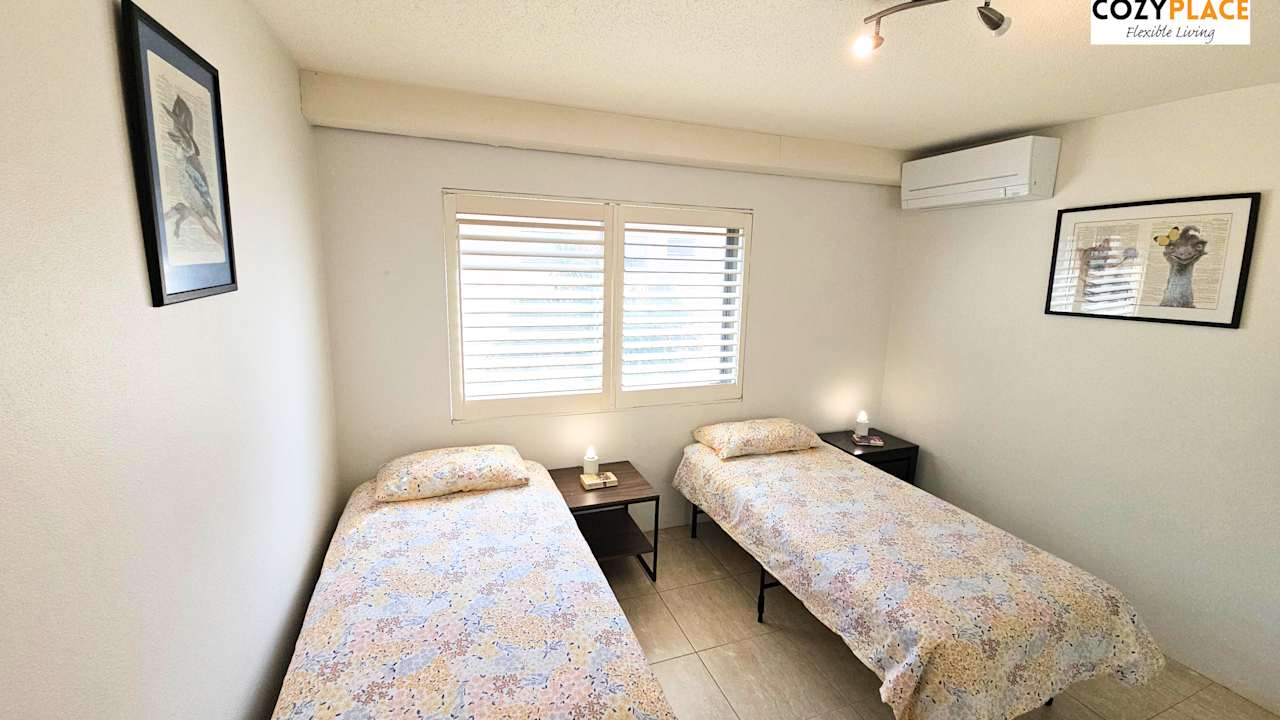 Furnished room in a flatshare