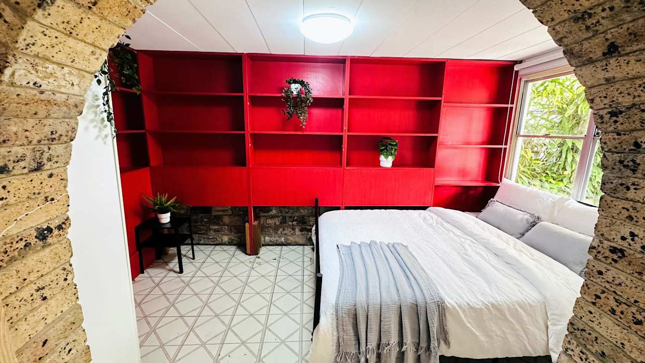 Furnished room in a share house