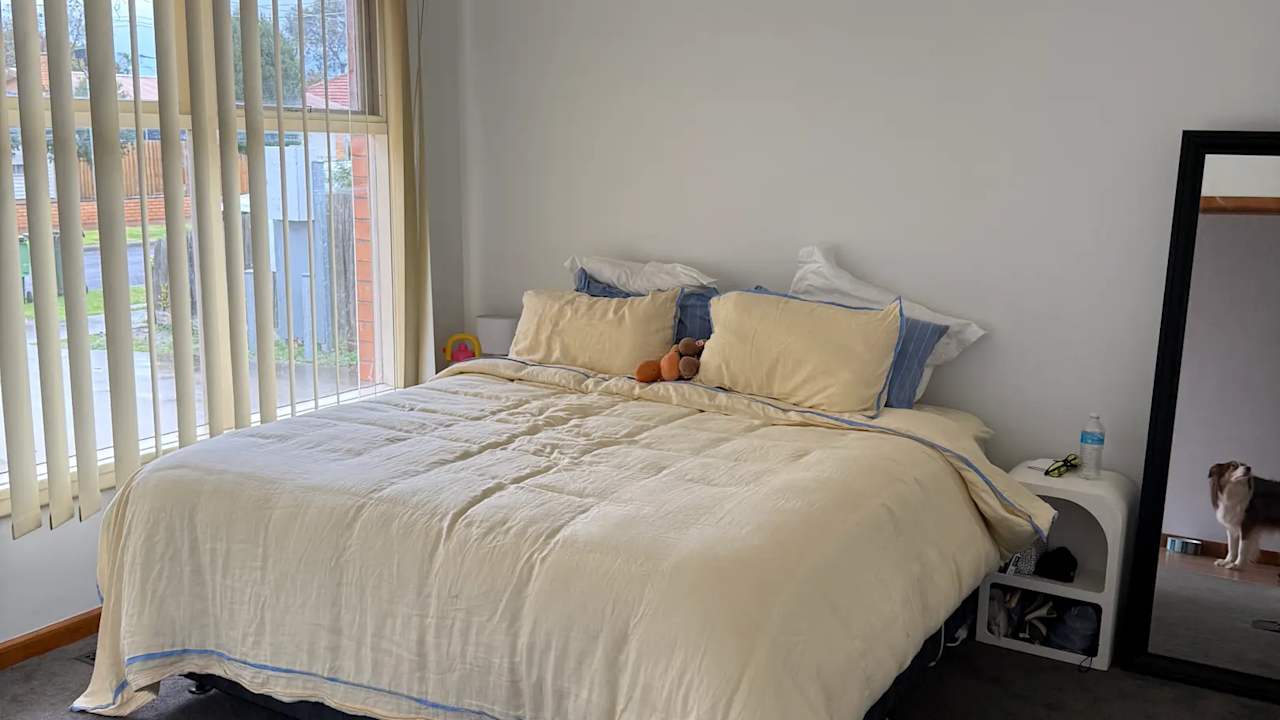 Whole property with 3 rooms for rent