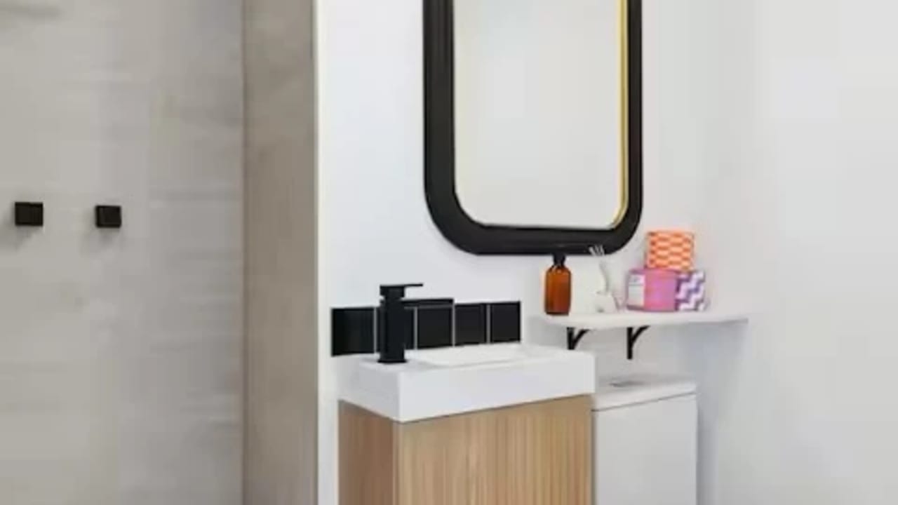 Furnished room studio flat for rent