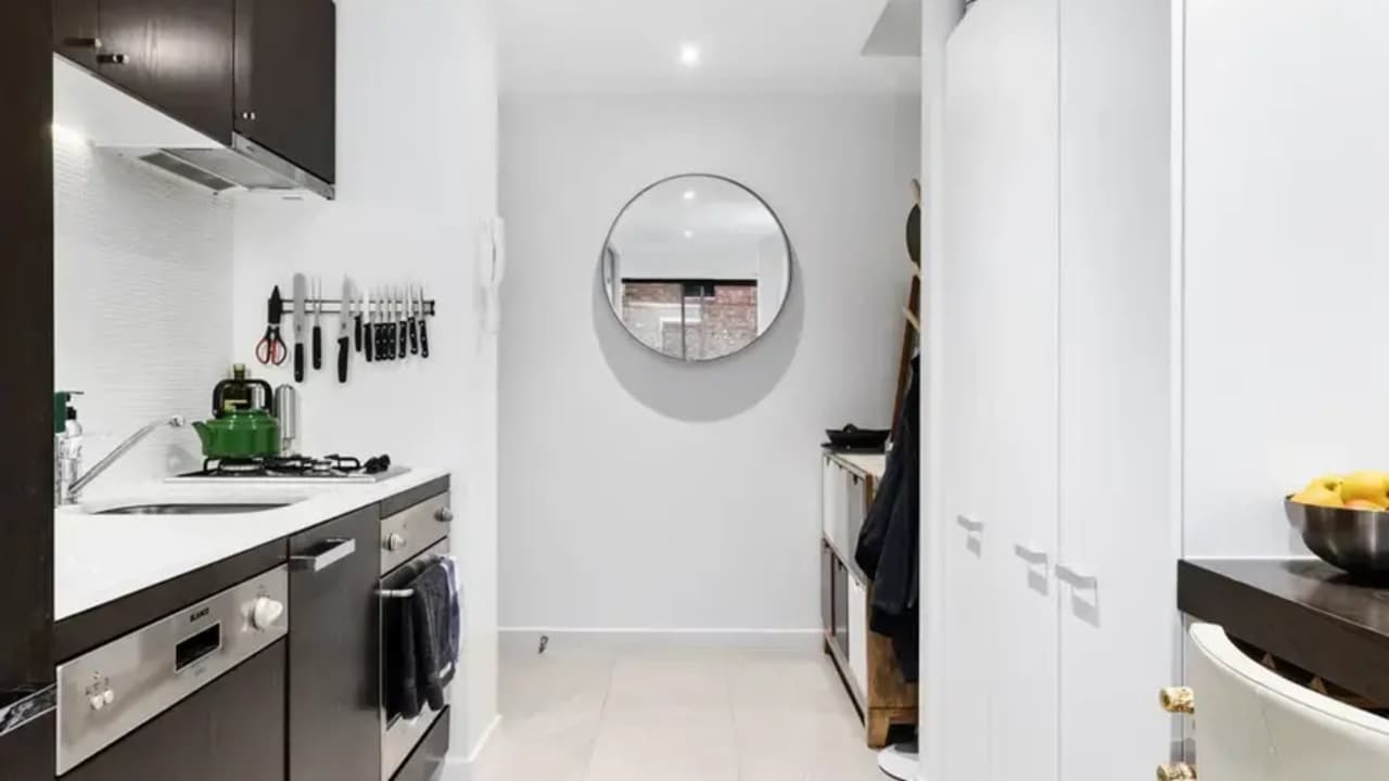 Whole property with 2 rooms for rent