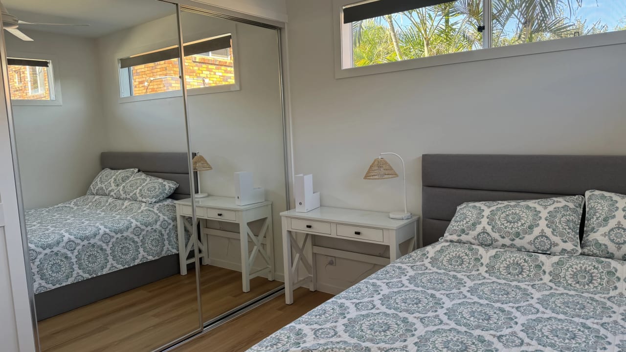 Furnished room in a share house