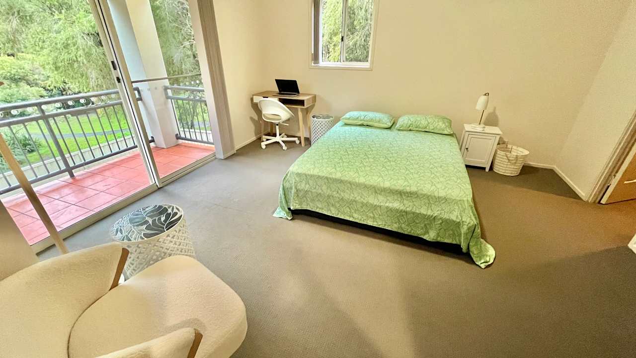 Room with ensuite in a share house