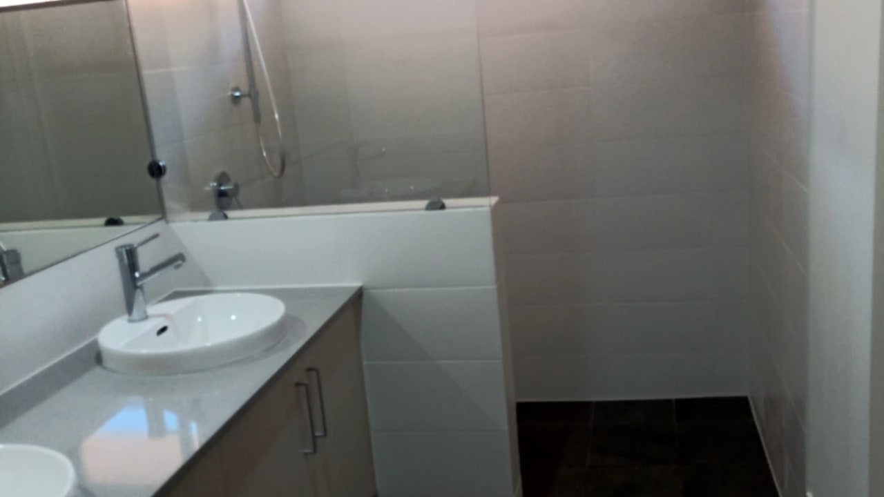 Furnished room with ensuite in a share house