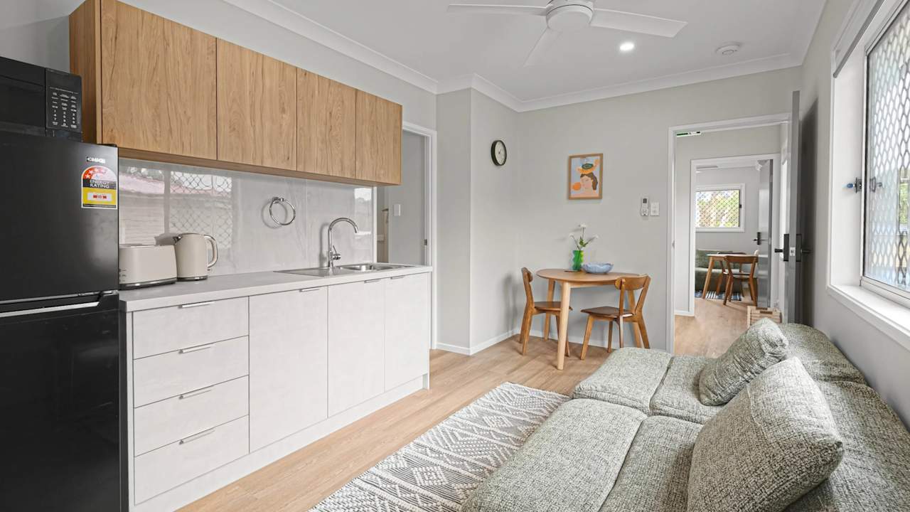 Furnished room with own bathroom
