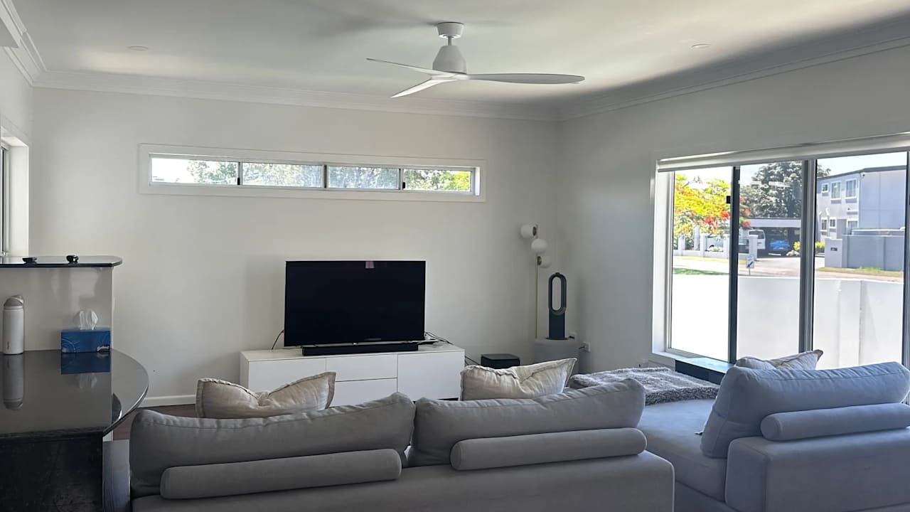 Unfurnished room in a share house