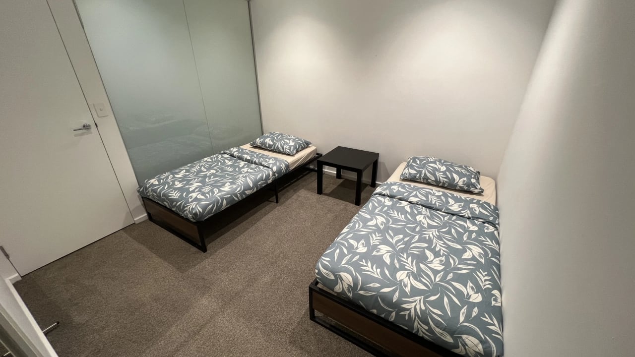 Furnished room in a flatshare