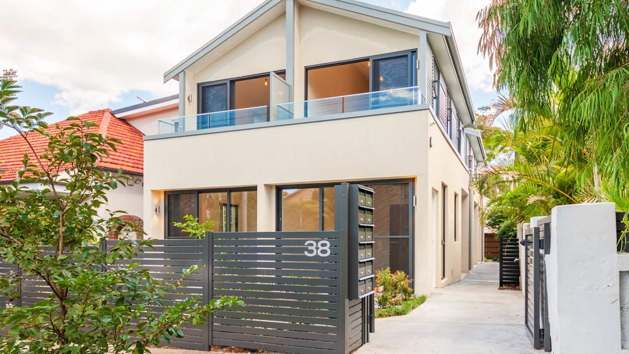 Room studio flat for rent