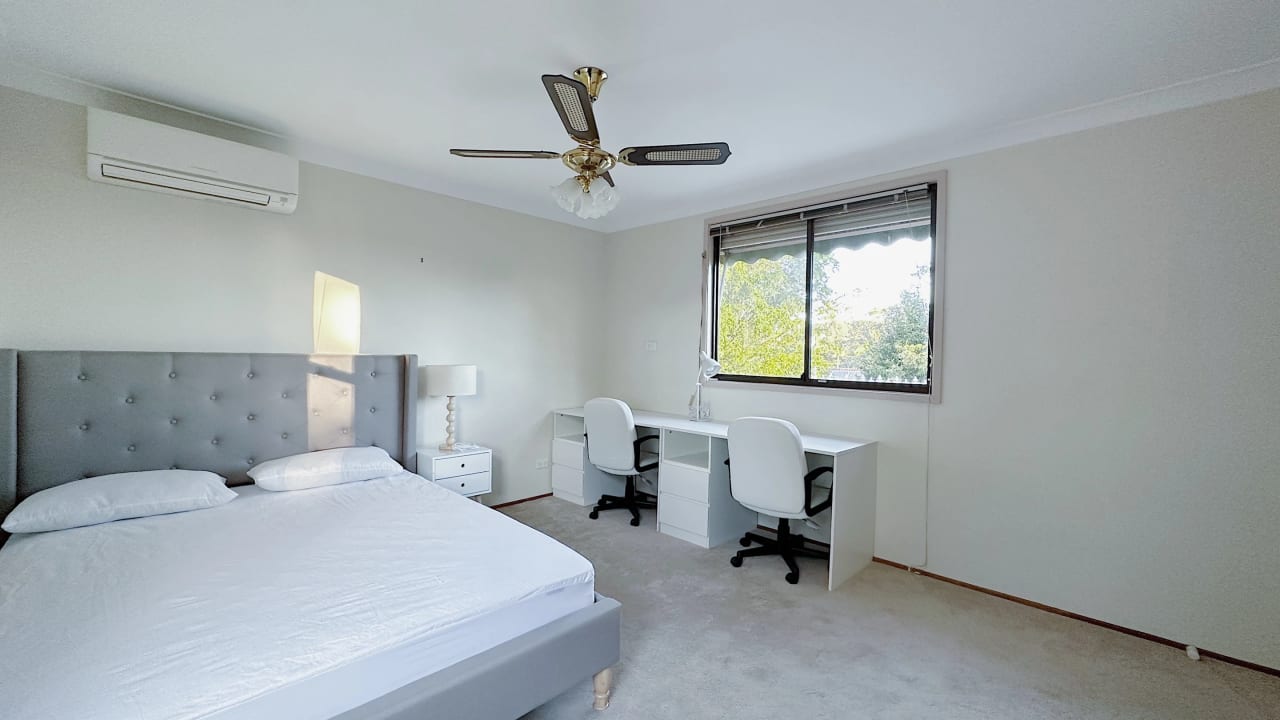 Furnished room in a share house