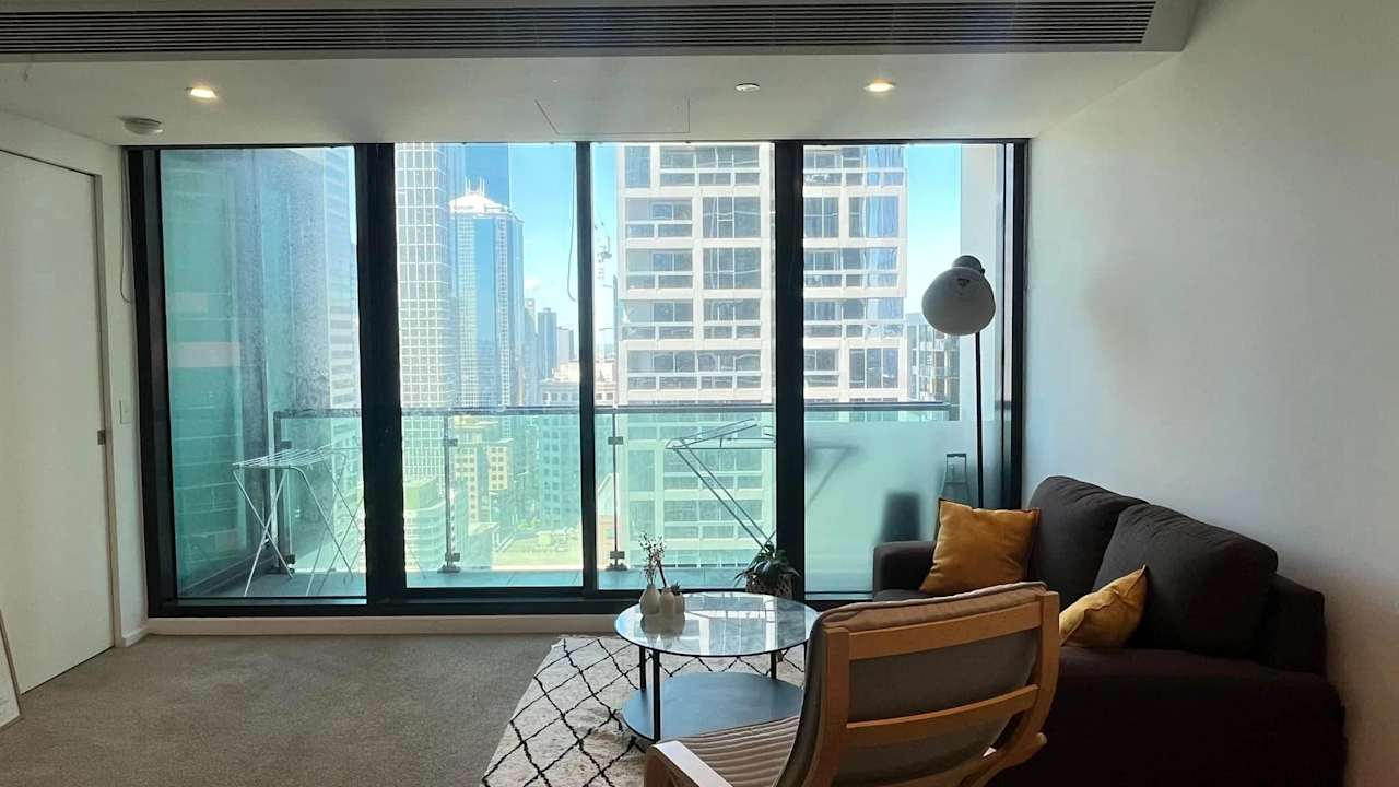 Furnished room in a flatshare
