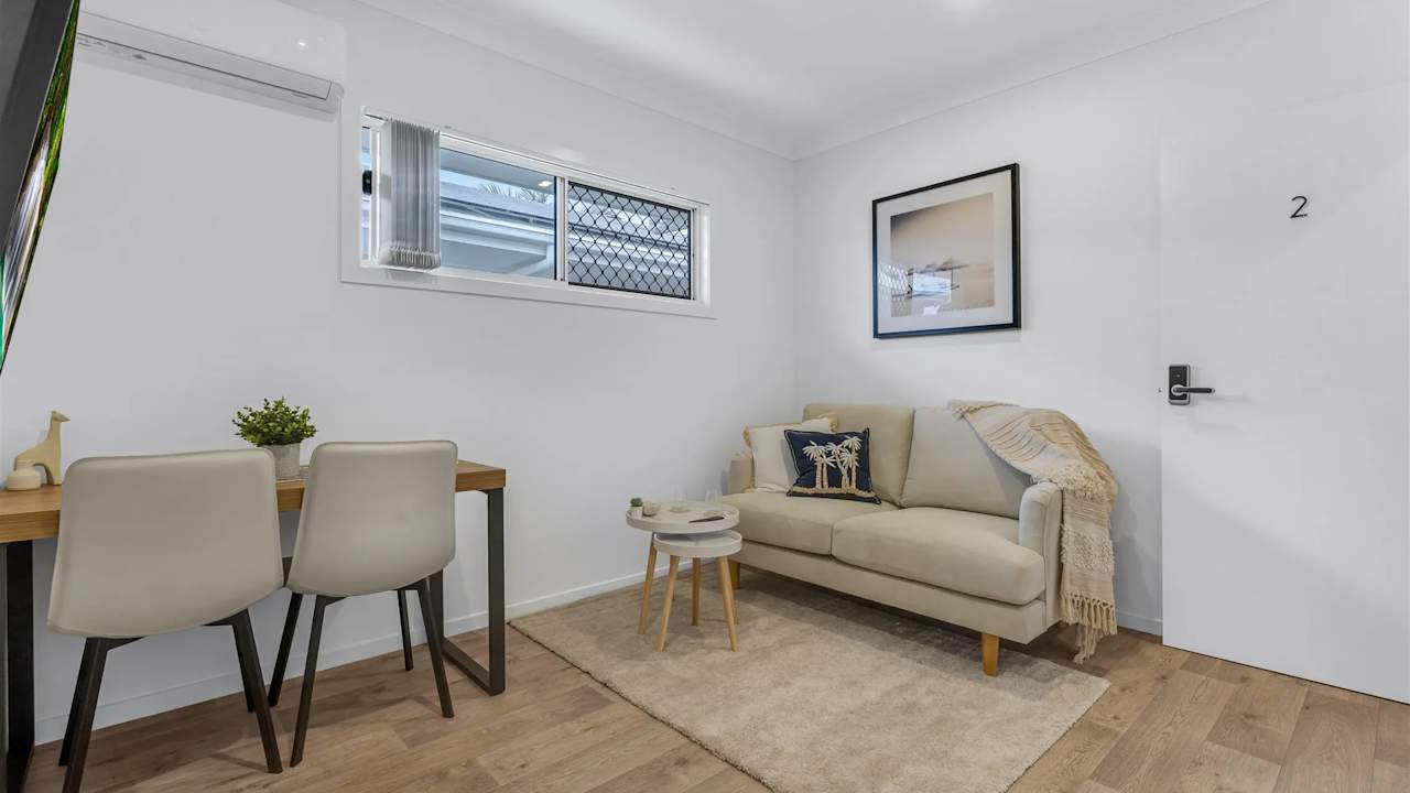 Furnished room studio flat for rent