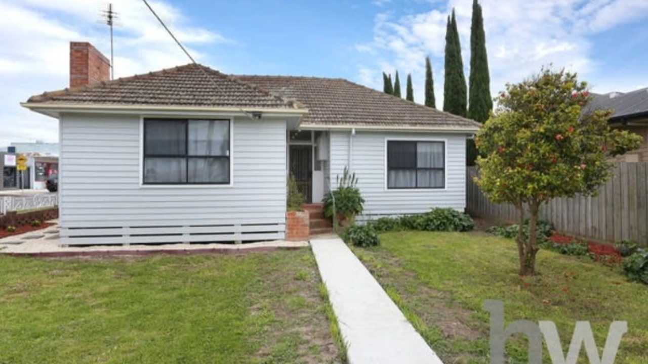 Unfurnished room in a share house