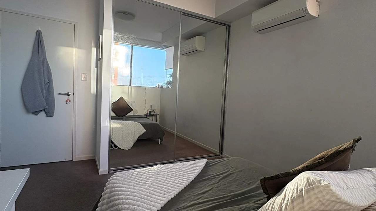 Furnished room with own bathroom