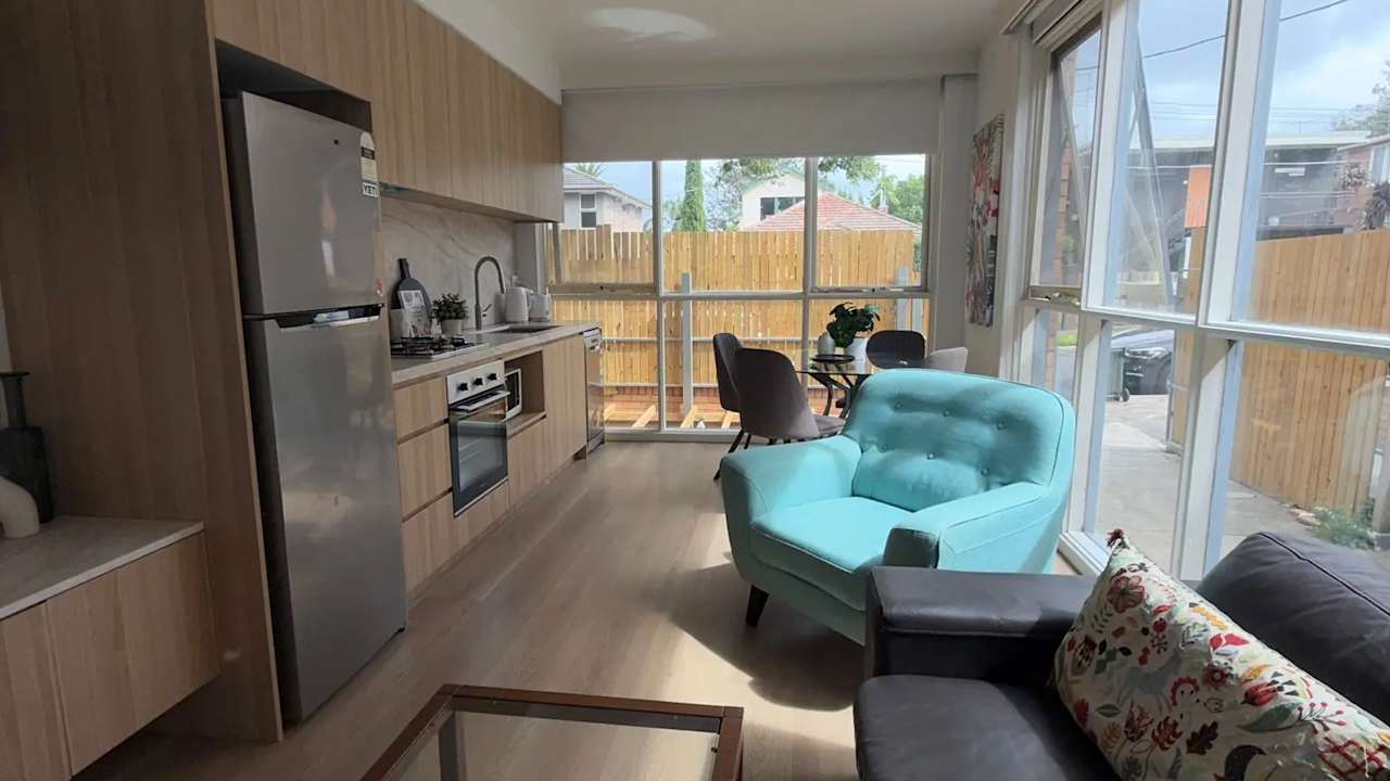 Whole property with 3 rooms for rent