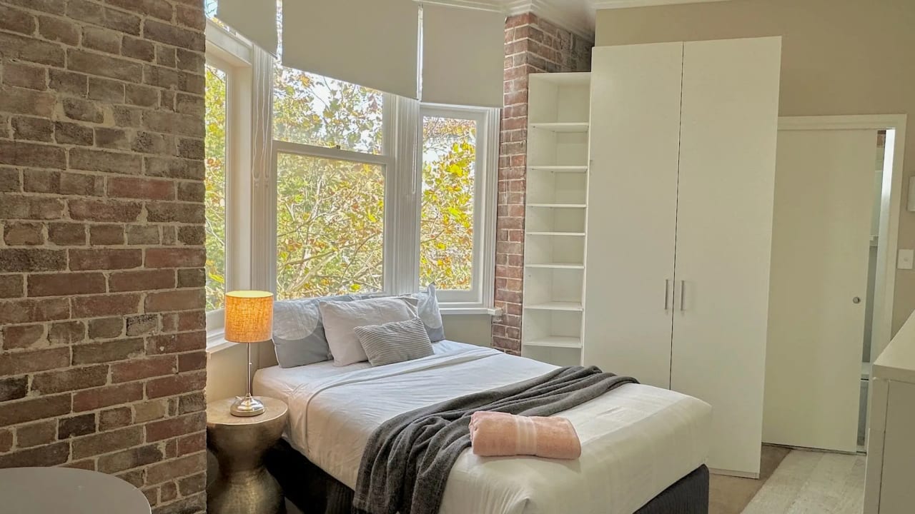 Furnished room with own bathroom