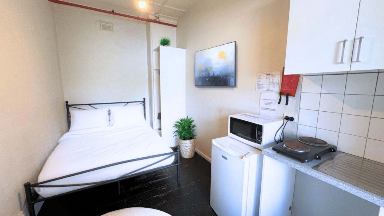 Furnished room in a share house