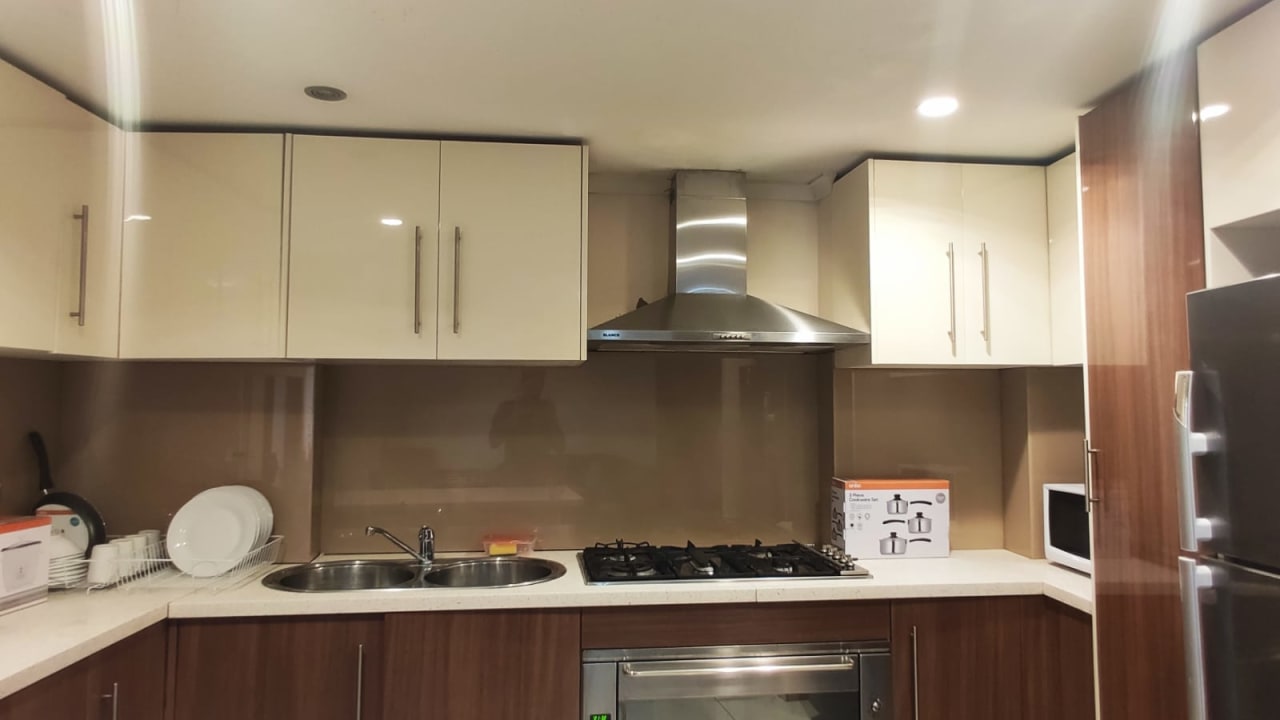 Furnished room in a flatshare