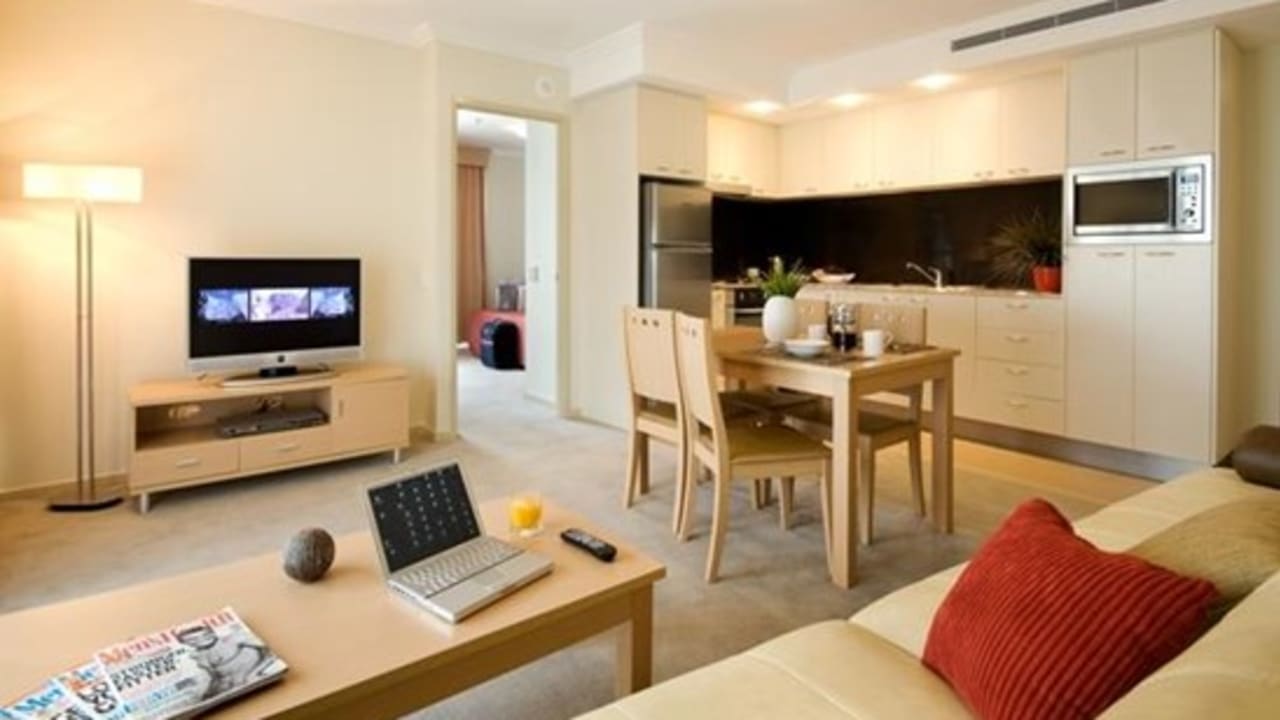 Whole property with 2 rooms for rent