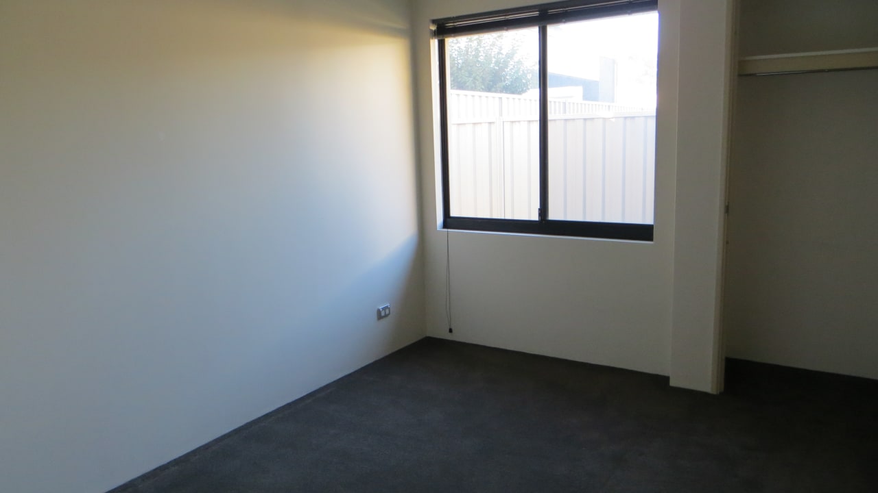Room in a share house