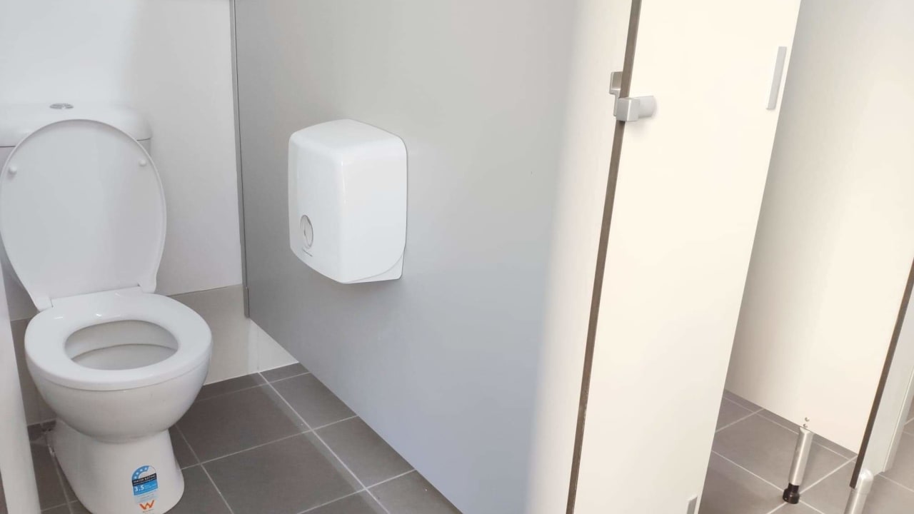 Furnished room with ensuite in a share house