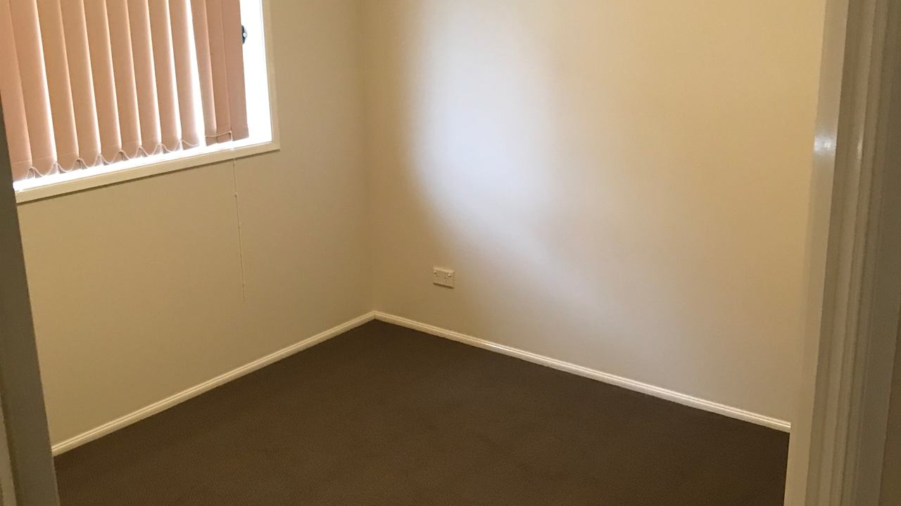 Unfurnished room in a share house