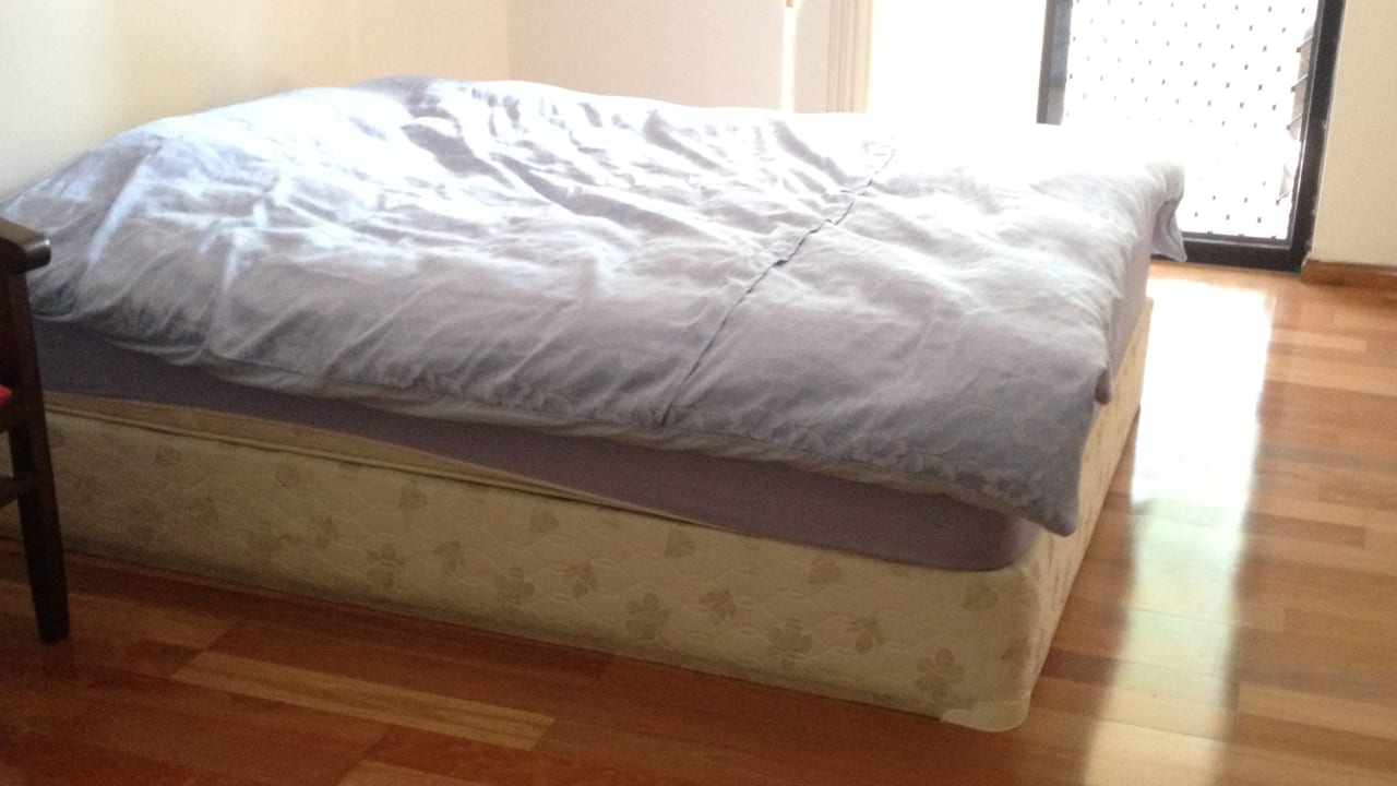 Furnished room with ensuite in a flatshare