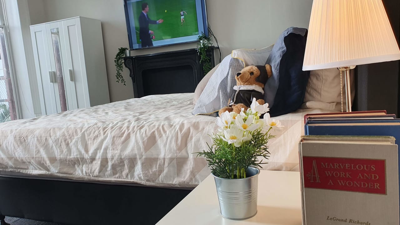 Furnished room in a share house