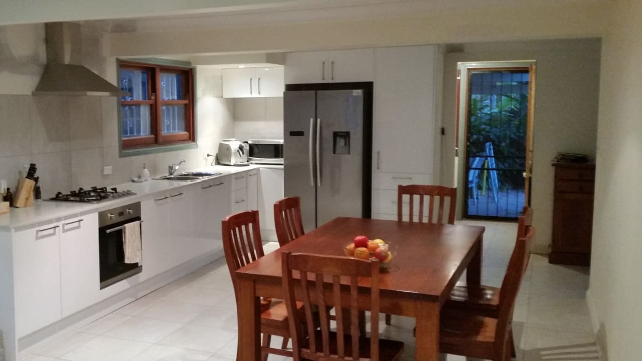 Room in a share house