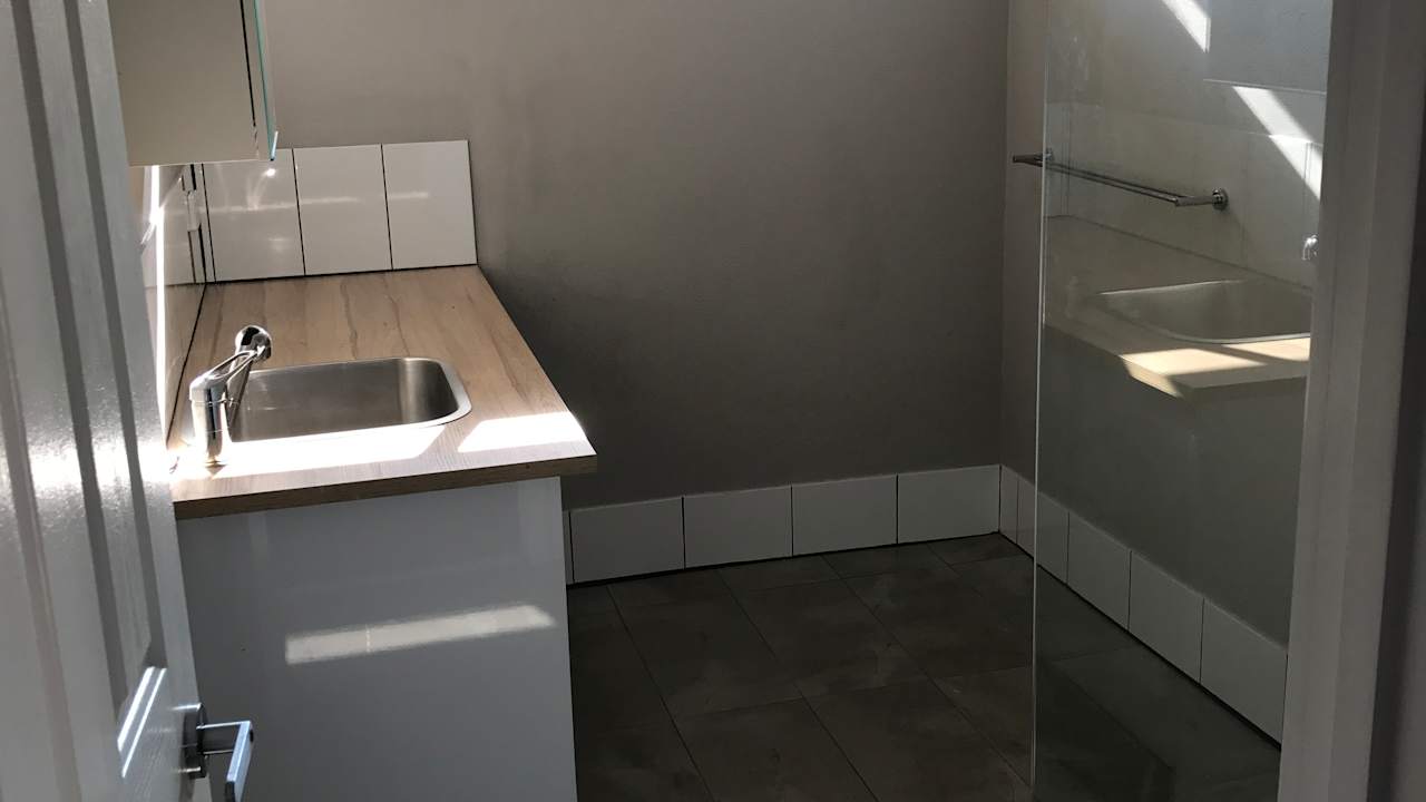 Furnished room granny flat for rent