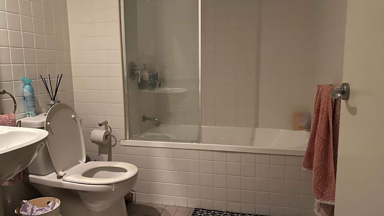Furnished room with own bathroom