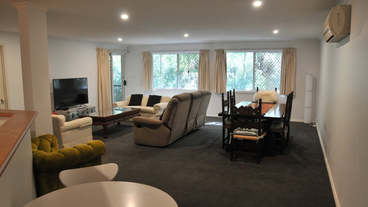 Furnished room with own bathroom