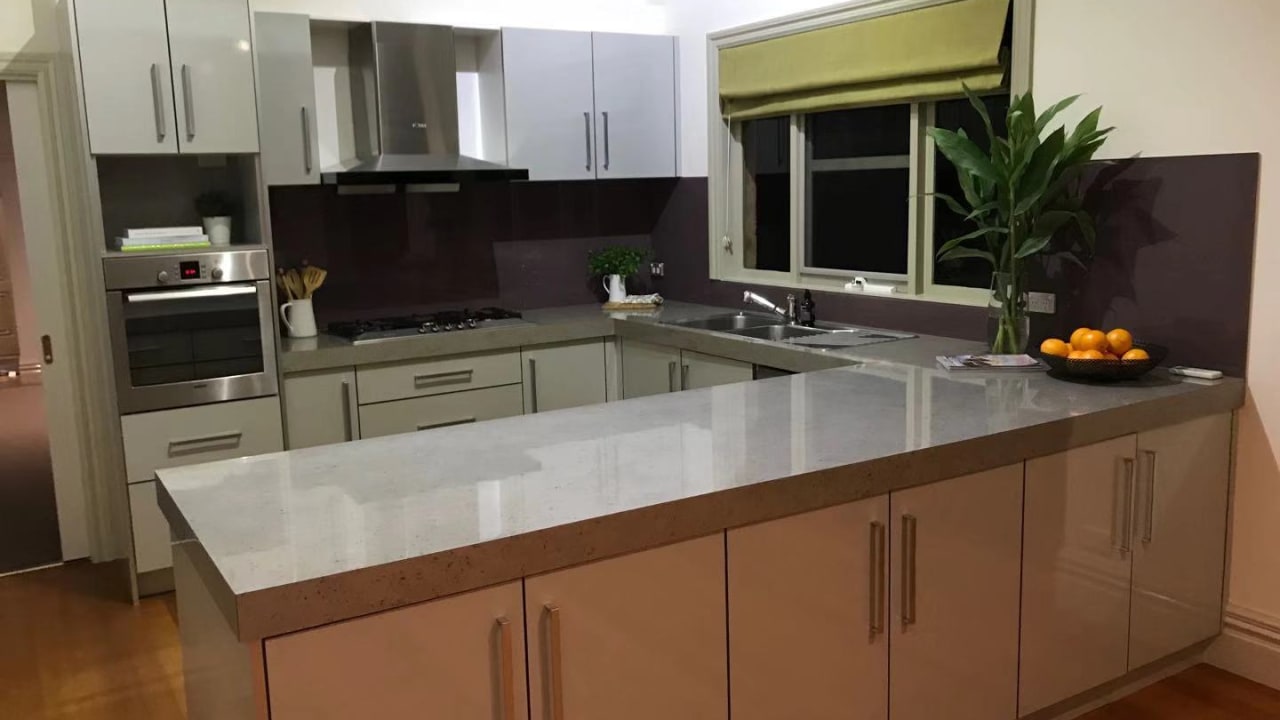 Room in a share house
