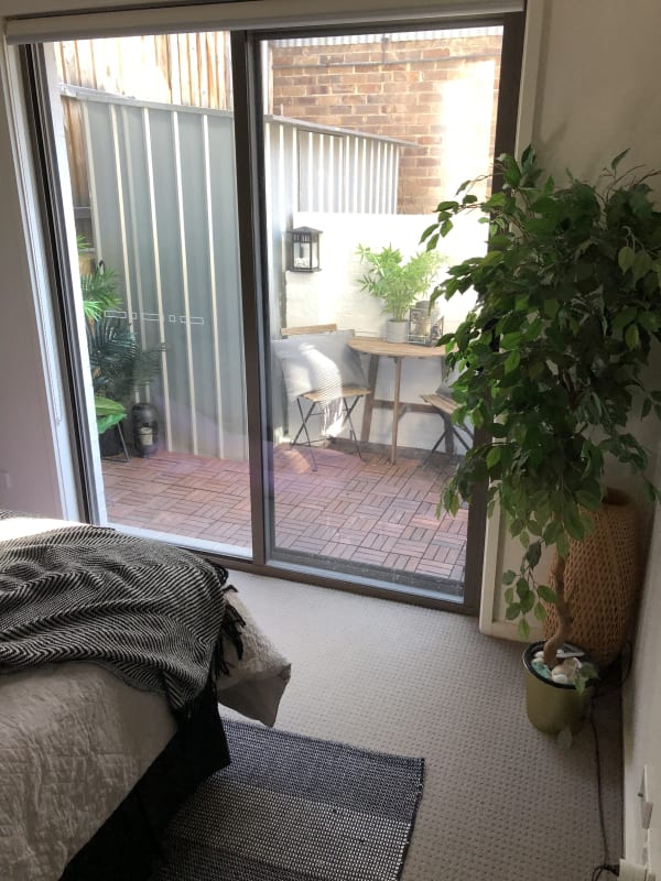 Room for Rent in Queanbeyan, Canberra 250, Furnis...