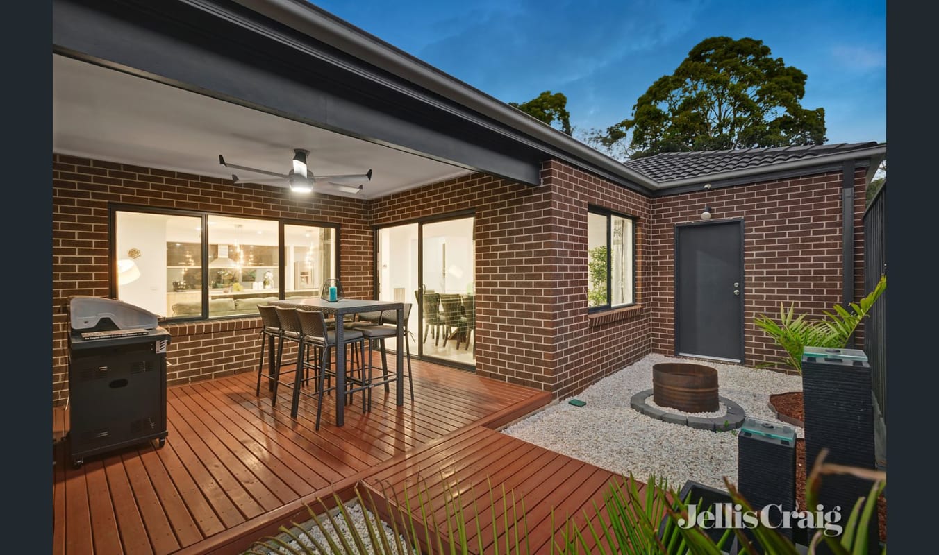 Room for Rent in Chirnside Park, Melbourne 250, U...