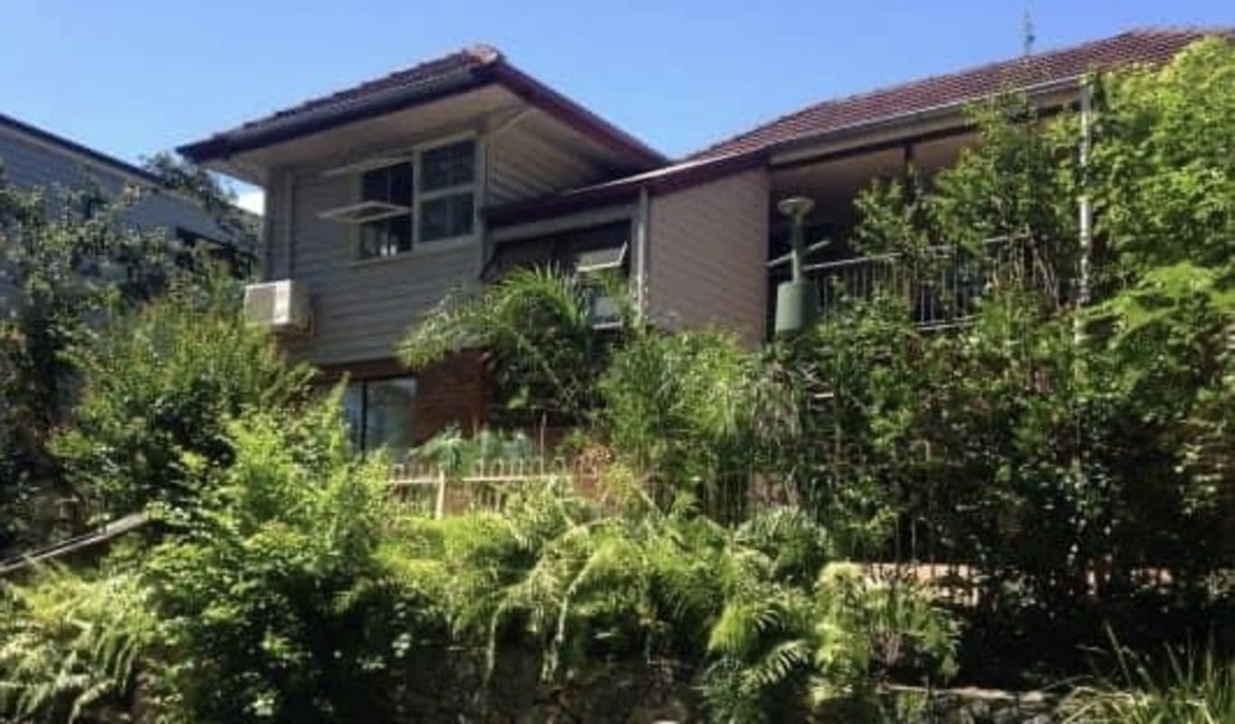 Room for Rent in Bardon, Brisbane 168, Flexible w...