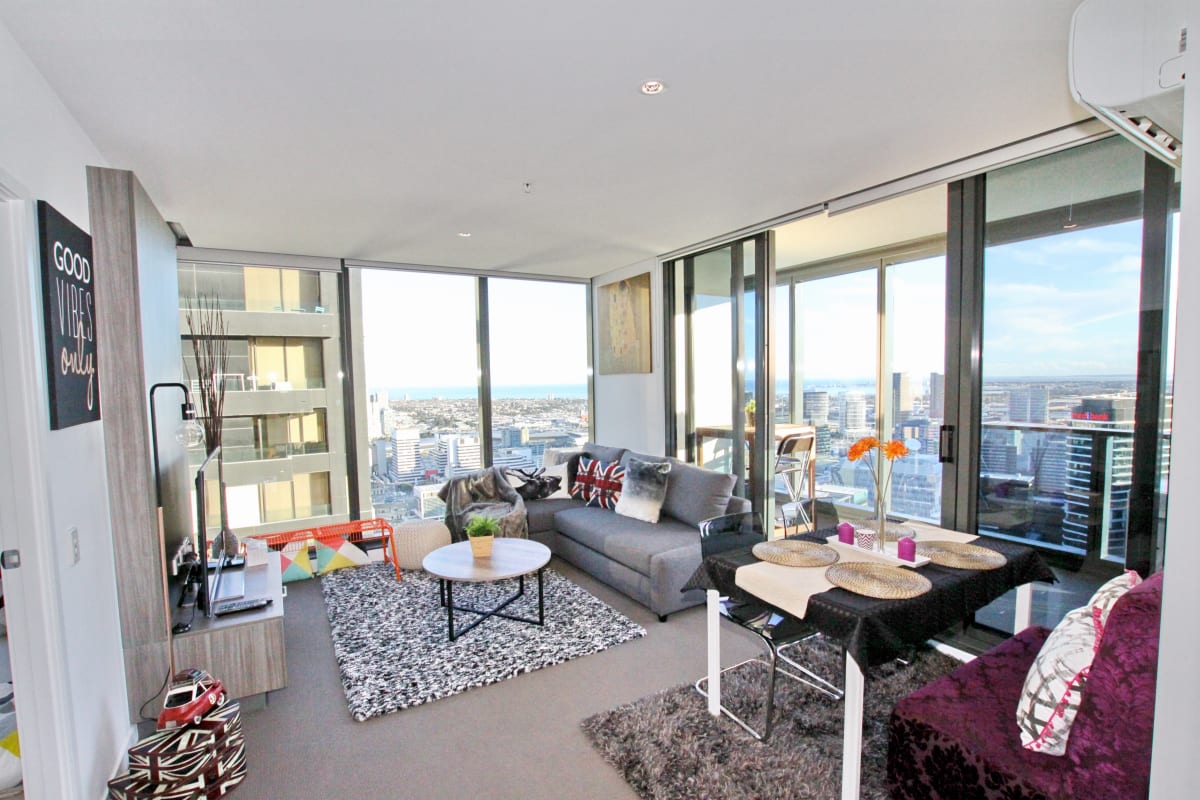 Whole Property for Rent in Melbourne, Melbourne | $9... | Flatmates.com.au