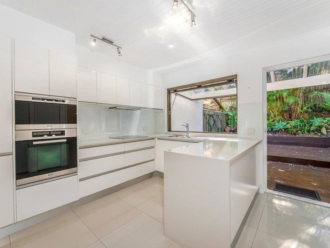 Room for Rent in Sunshine Beach, Sunshine Coast 3...