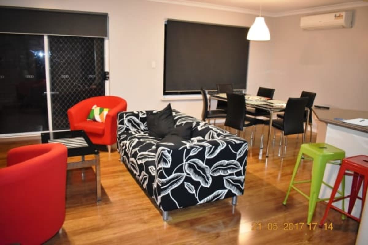 Room for Rent in Perth, Perth 180, Furnished, Sha...