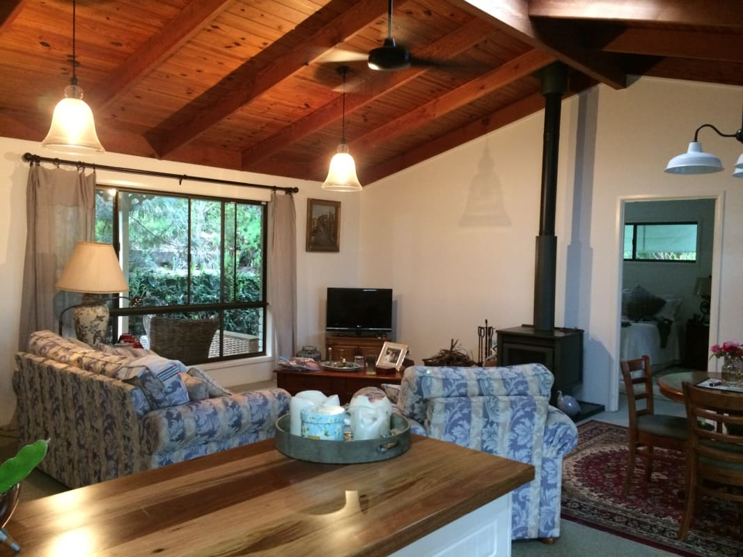 Room for Rent in Flaxton, Sunshine Coast 260, Unf...