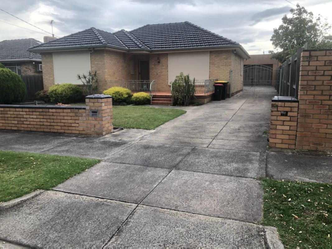 Whole Property for Rent in Clayton, Melbourne 750...
