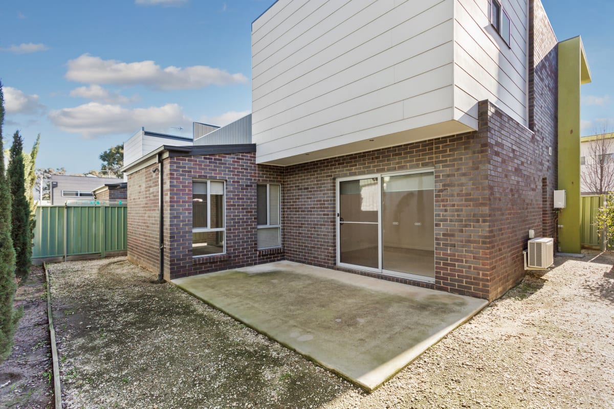 Room for Rent in Wirth Street, Flora Hill, VIC 19...