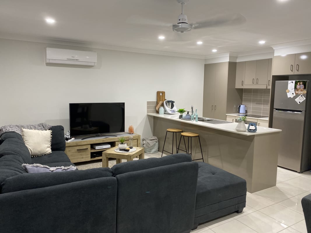 Room for Rent in Griffin, Brisbane 200, Unfurnish...